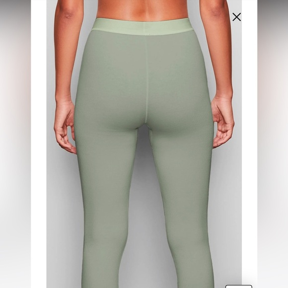 SKIMS cotton ribbed legging in mineral XXS - Picture 2 of 2